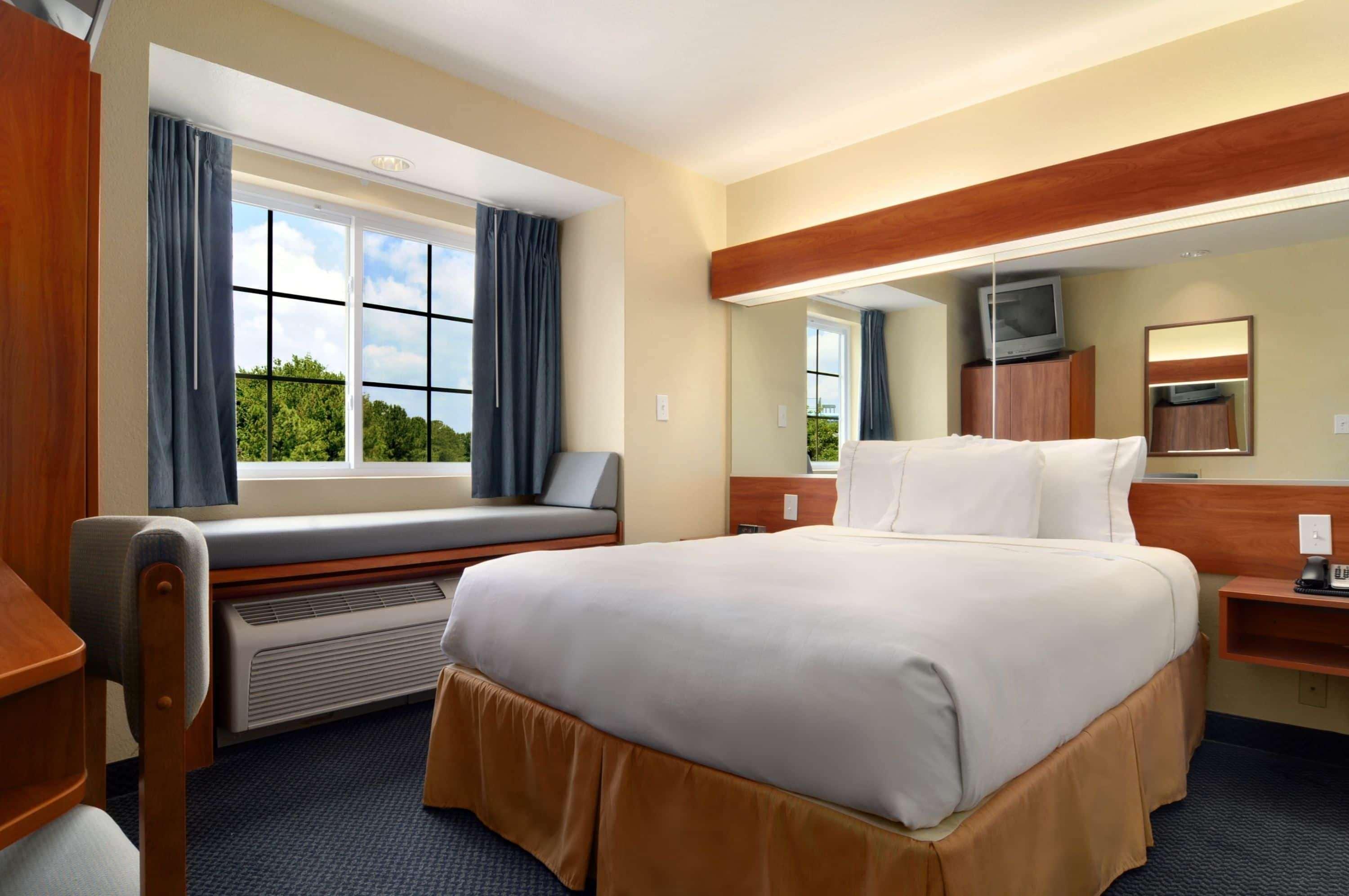 Microtel Inn & Suites האנטסוויל מראה חיצוני תמונה