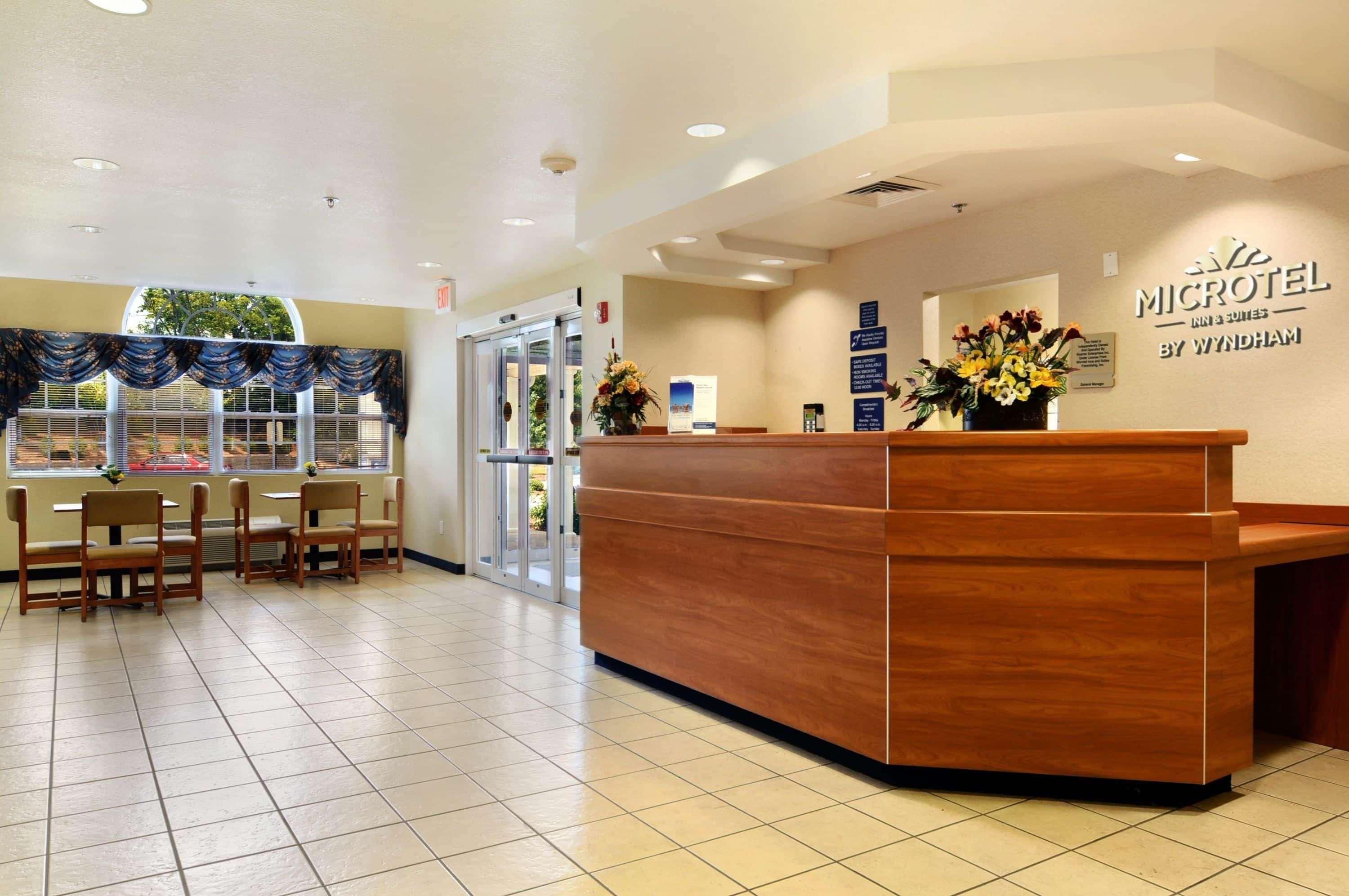 Microtel Inn & Suites האנטסוויל מראה חיצוני תמונה